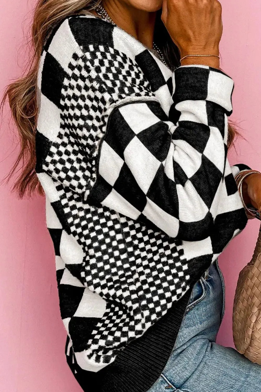 Checkered Round Neck Long Sleeve Sweater - Korvel