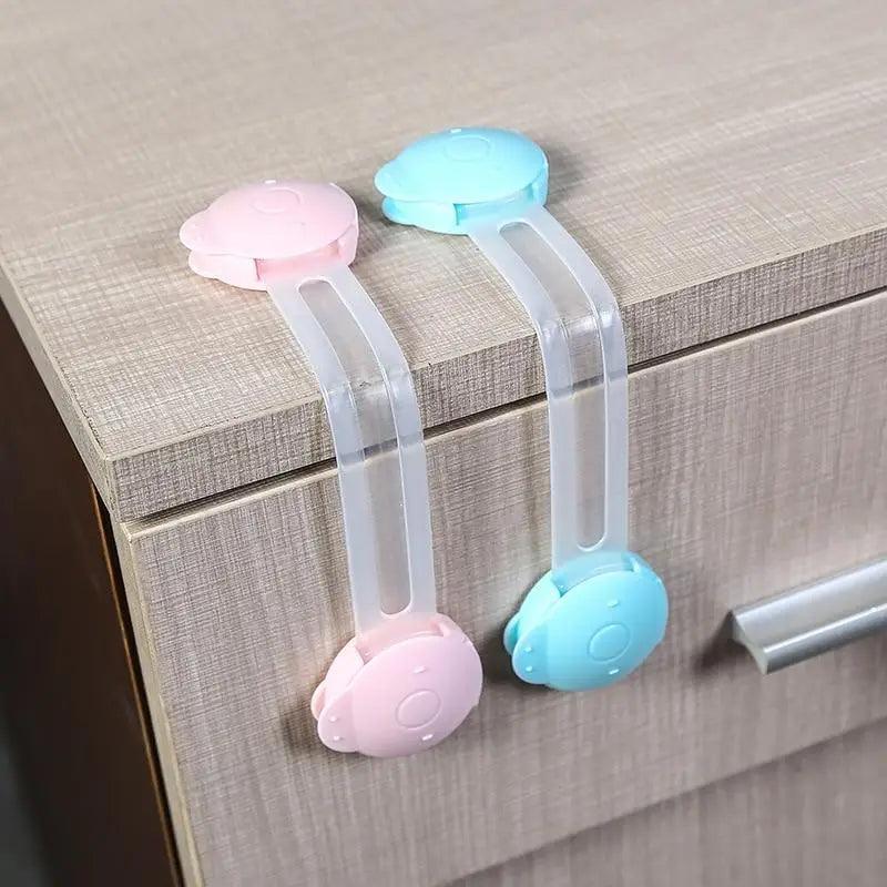 Verrou de sécurité pour cabinet d'enfant premium pour une protection domestique sécurisée