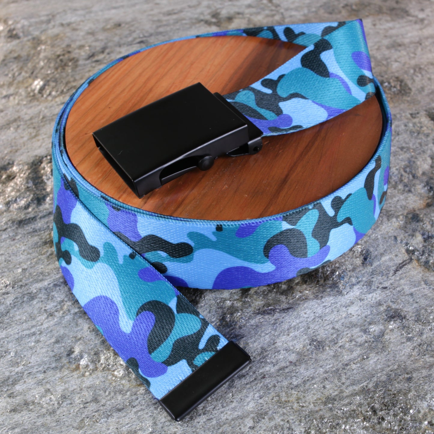 Classic Winter Camo Belt - Versatile Sizes & Buckle Options