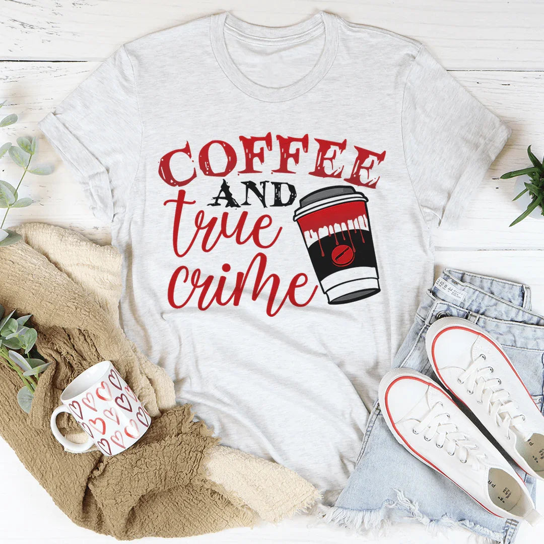 Camiseta de Café y Crimen Verdadero