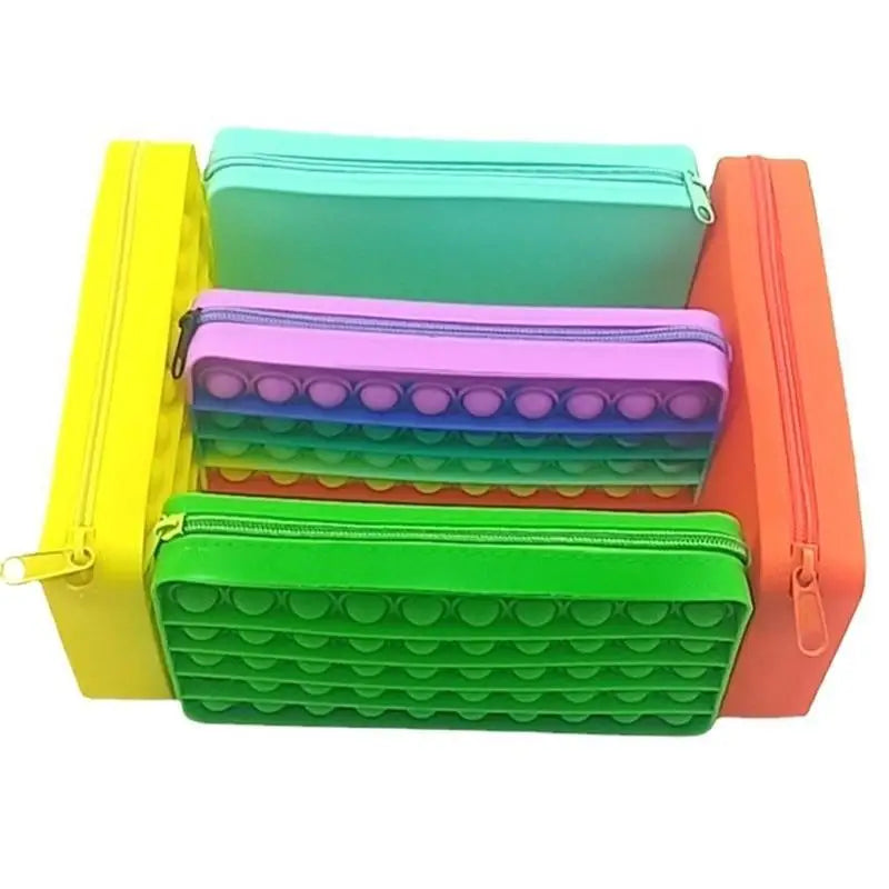 Estuche de Lápices Antiestrés Colorido - Diseño Arcoíris