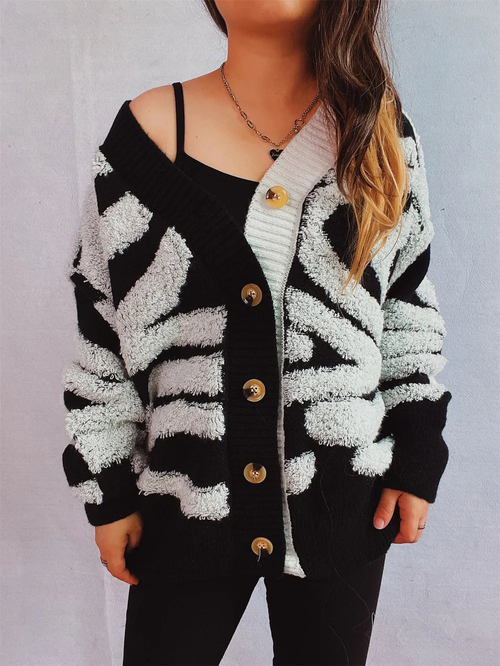 Contrast Button Up Long Sleeve Cardigan - Korvel