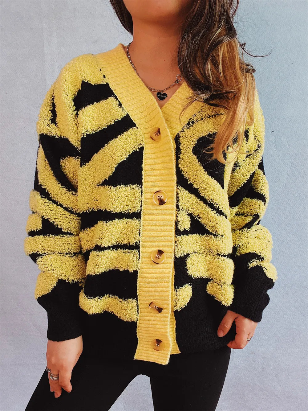 Contrast Button Up Long Sleeve Cardigan - Korvel