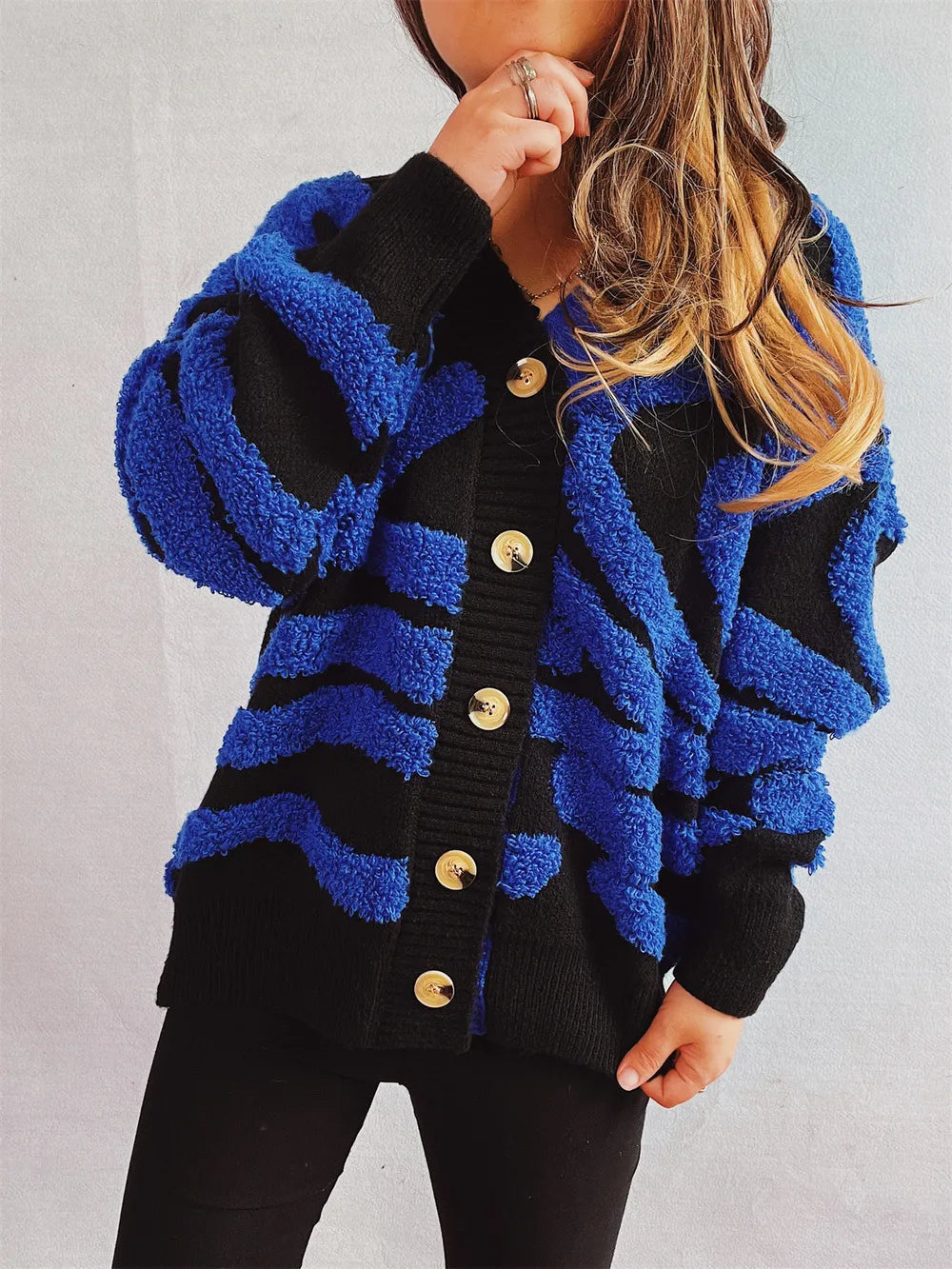 Contrast Button Up Long Sleeve Cardigan - Korvel