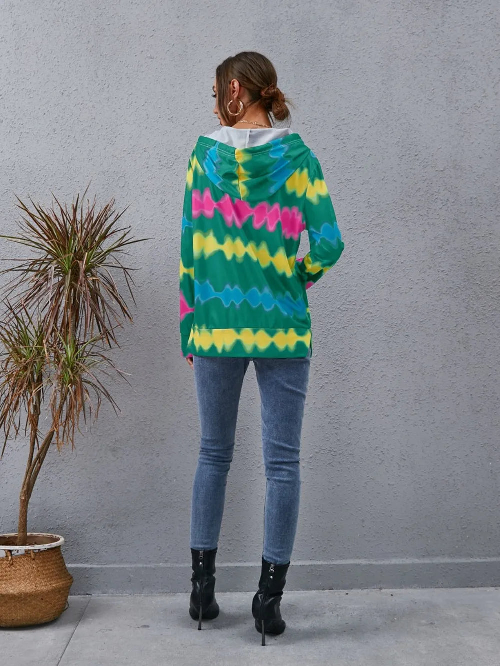 Sudadera con cuello de cremallera y hombros caídos en contraste