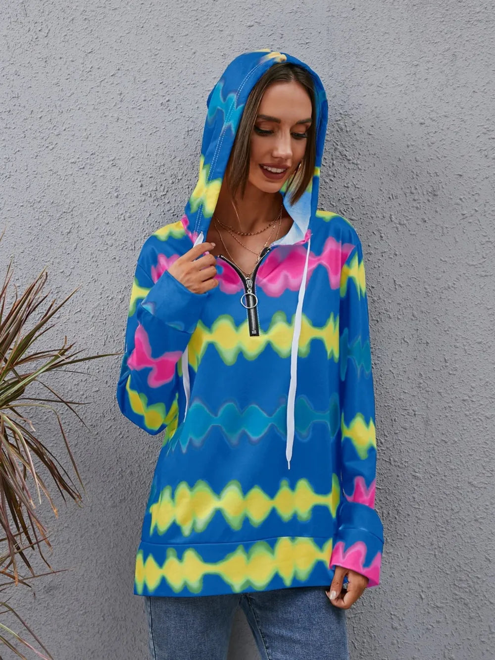 Sudadera con cuello de cremallera y hombros caídos en contraste