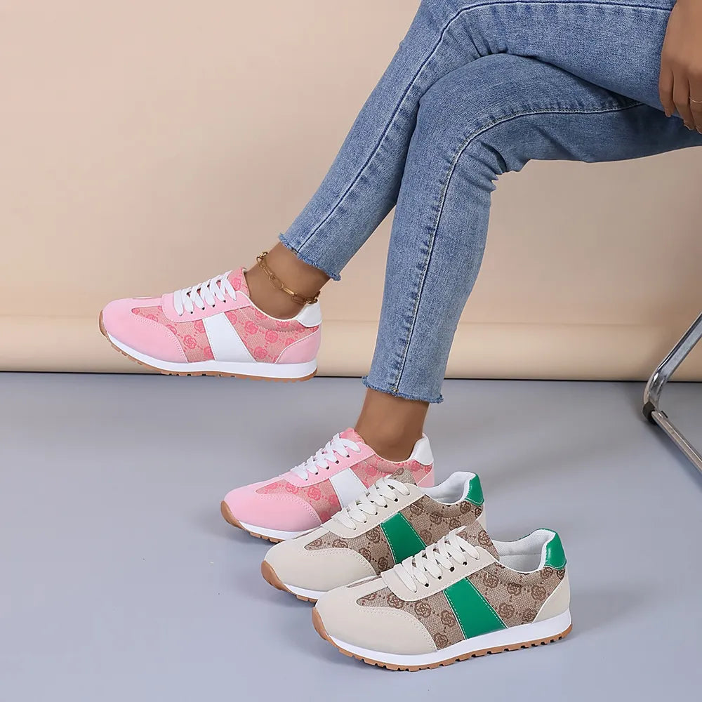 Contrast Round Toe Flat Sneakers - Korvel