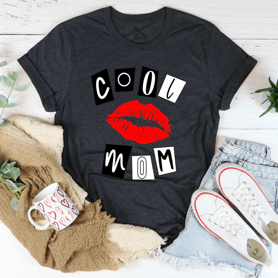 Cool Mom Lips Tee - Korvel