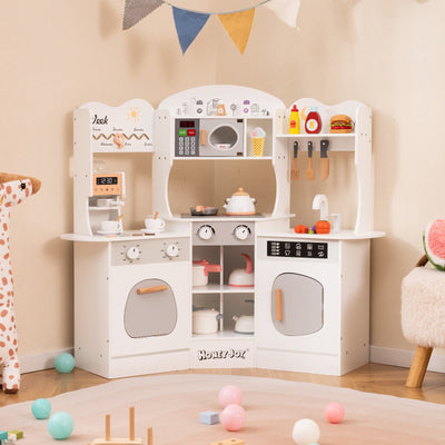 Cocina de Madera en Esquina con Máquina de Café y Tobogán para Niños