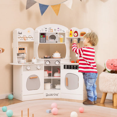 Cocina de Madera en Esquina con Máquina de Café y Tobogán para Niños