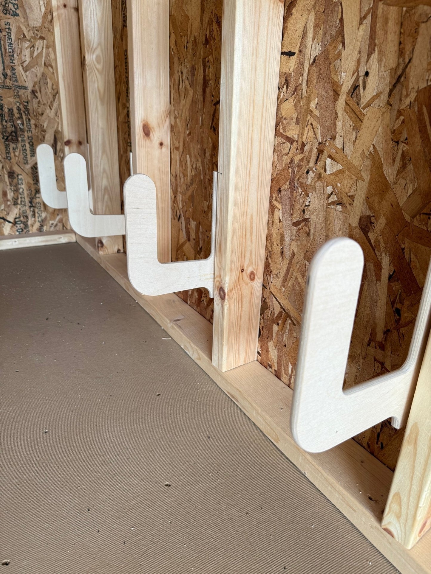 Soporte de Tablero de Cornhole Montado en la Pared