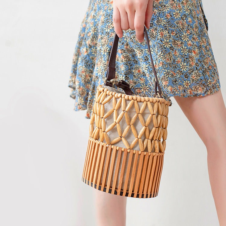 Bolso Cruzado de Bambú Tejido a Mano para Salidas Elegantes