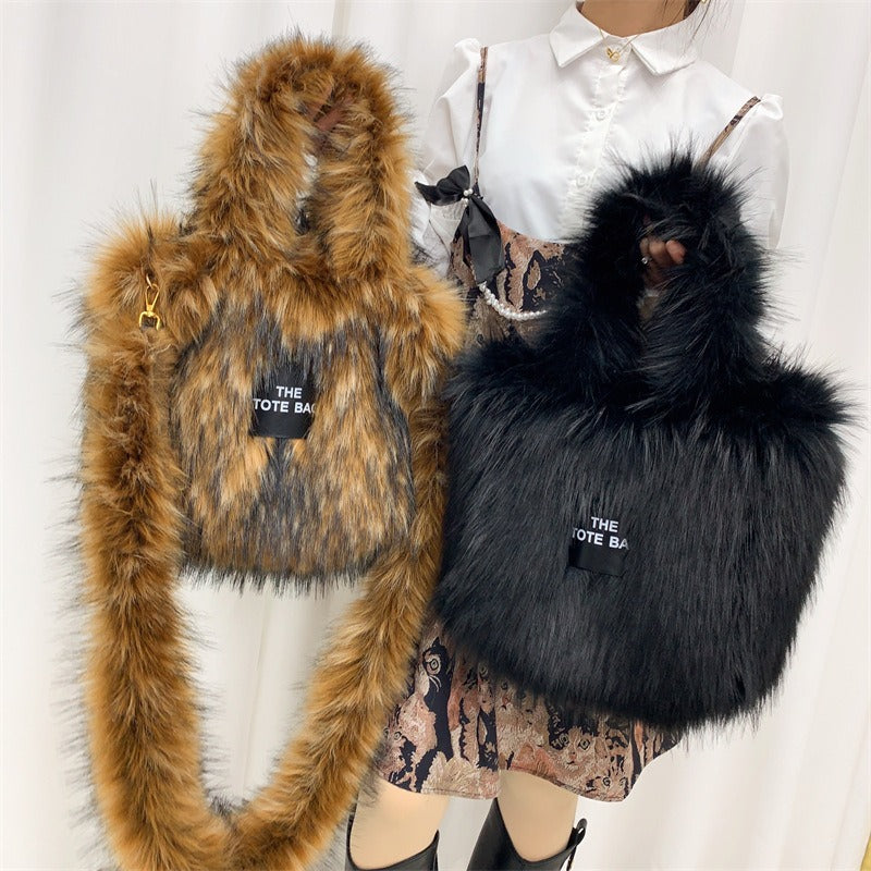 Crossbody Tote Bag Imitation Raccoon Fur Grass Plush Large Capacity Tote Bag Personalized Retro - Korvel