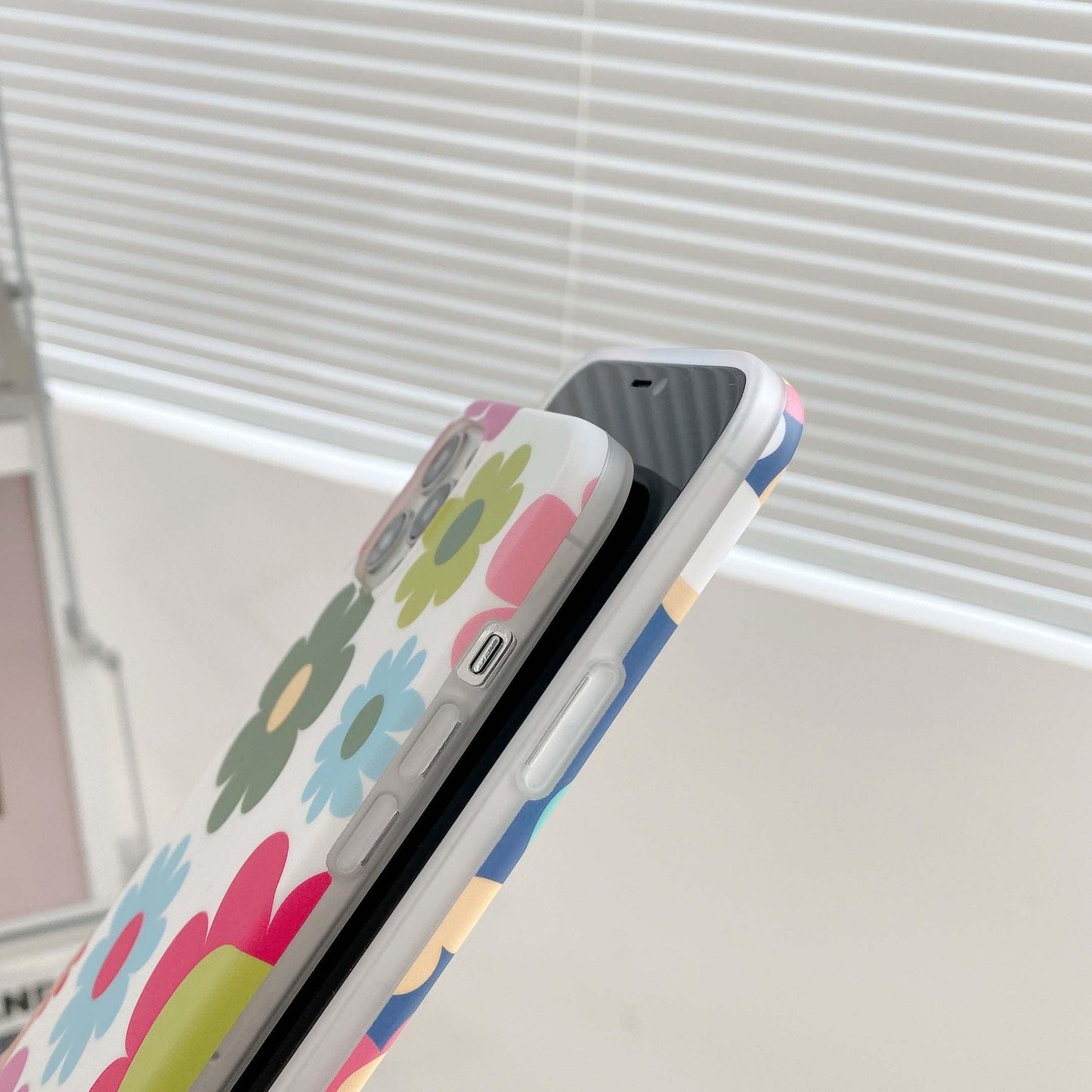Coque de téléphone à fleurs lisses et mignonnes pour iPhone - Protection élégante