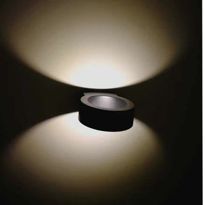 Modern Outdoor Round Wall Lamp for Garden Lighting