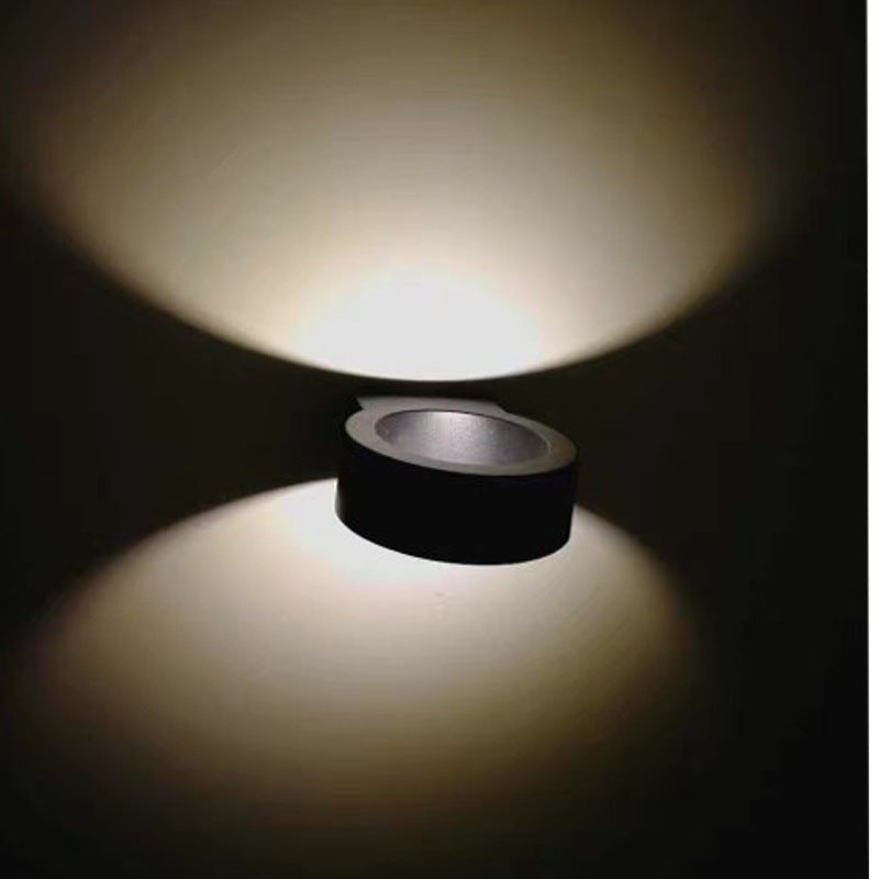Modern Outdoor Round Wall Lamp for Garden Lighting