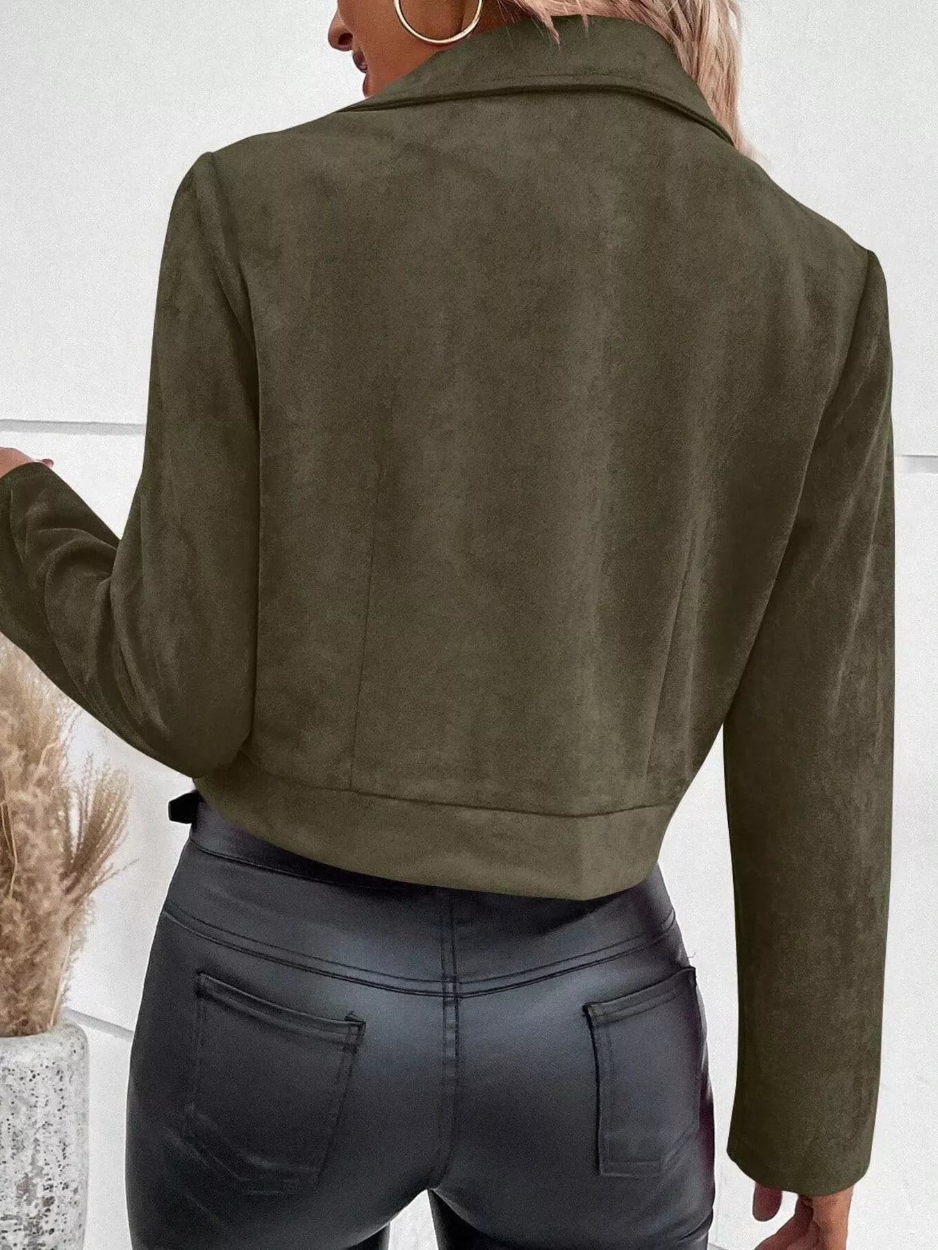 SleekRide Moto Jacket: Elevate Your Edge