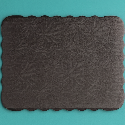 Cake Board - Black Scalloped - Half sheet - Korvel