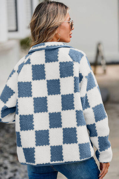 Chaqueta de Teddy de Manga Larga con Botones y Diseño a Cuadros Elegante