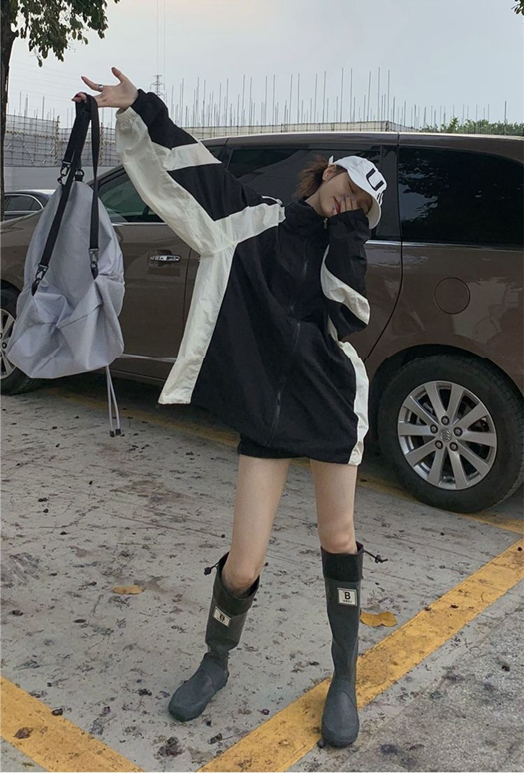 Retro Outdoor Windbreaker Jacket for Women