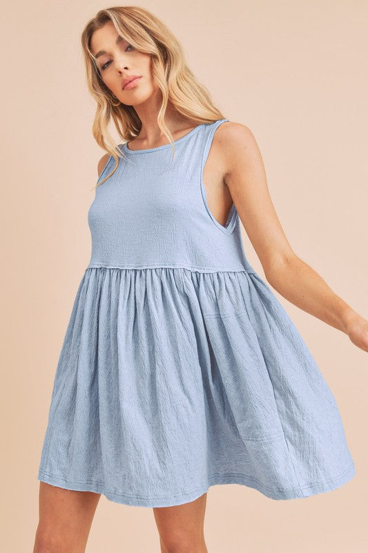 Vestido Mini de Tirantes con Cuello Redondo - Simple y Versátil para el Uso Diario