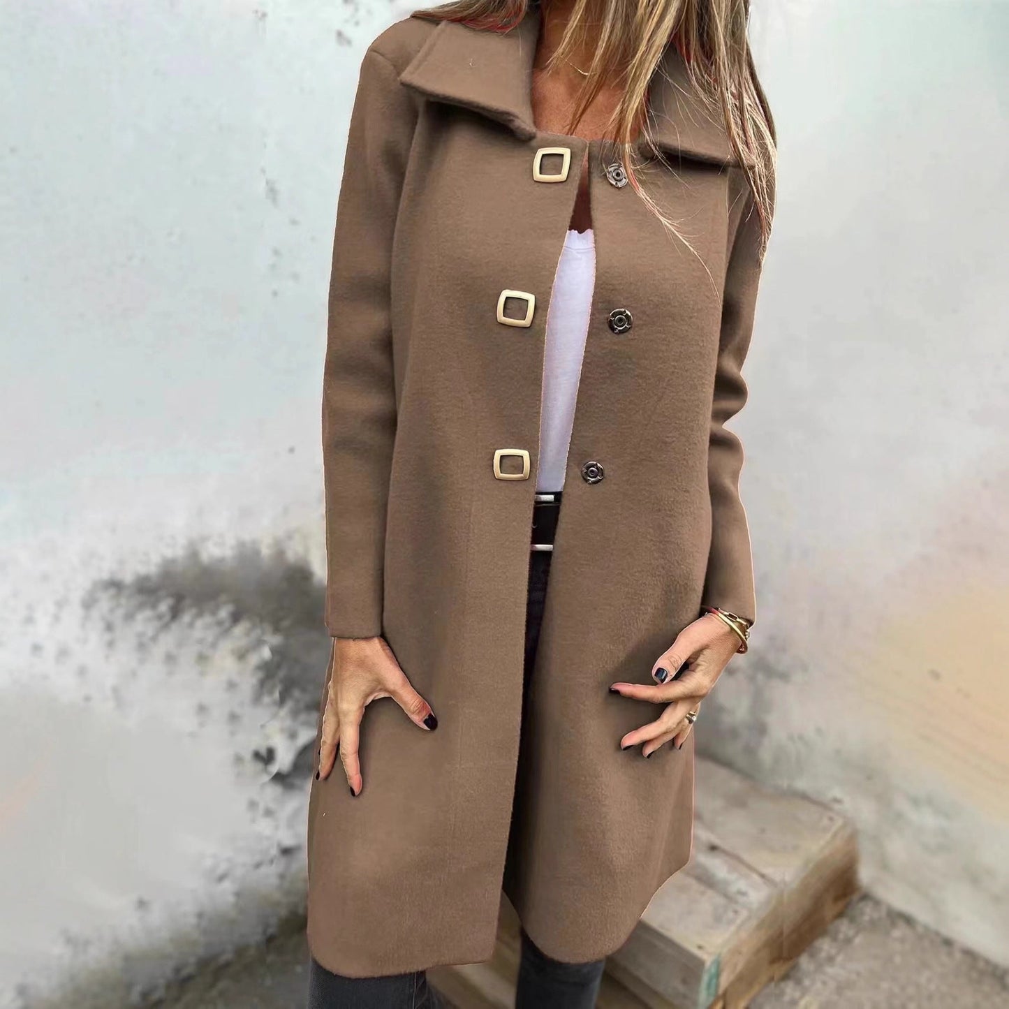 Abrigo de lana elegante para mujer de longitud media con diseño de botonadura simple