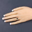 Anillo de 0.72 quilates de turmalina verde y diamante blanco en oro amarillo de 14 quilates