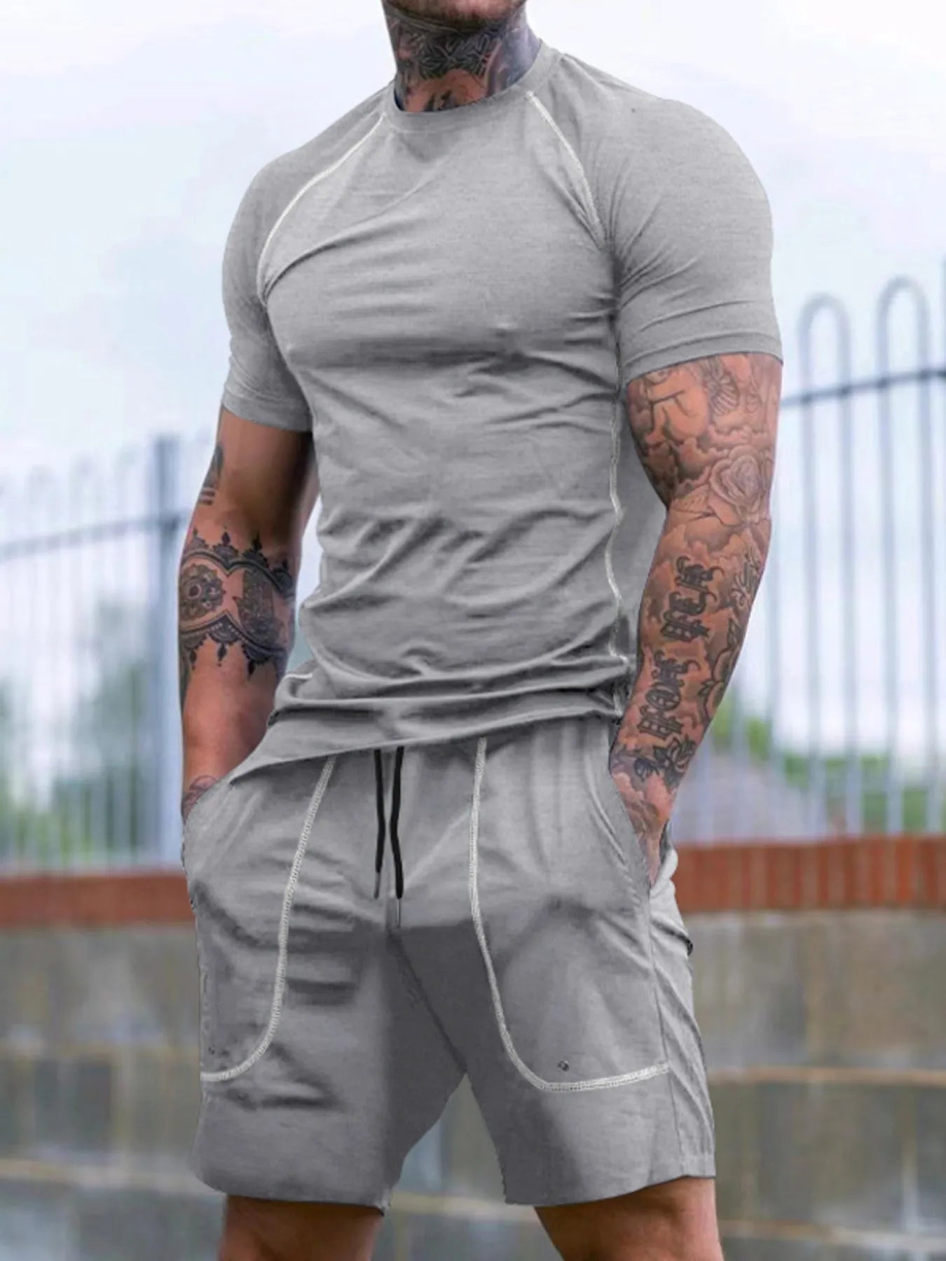 Conjunto de camiseta y pantalones cortos de 2 piezas para hombres cómodo
