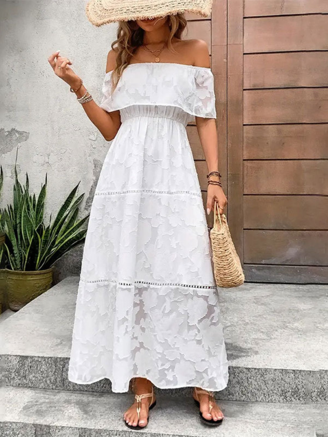 Robe Maxi Élégante à Épaules Dégagées pour l'Été