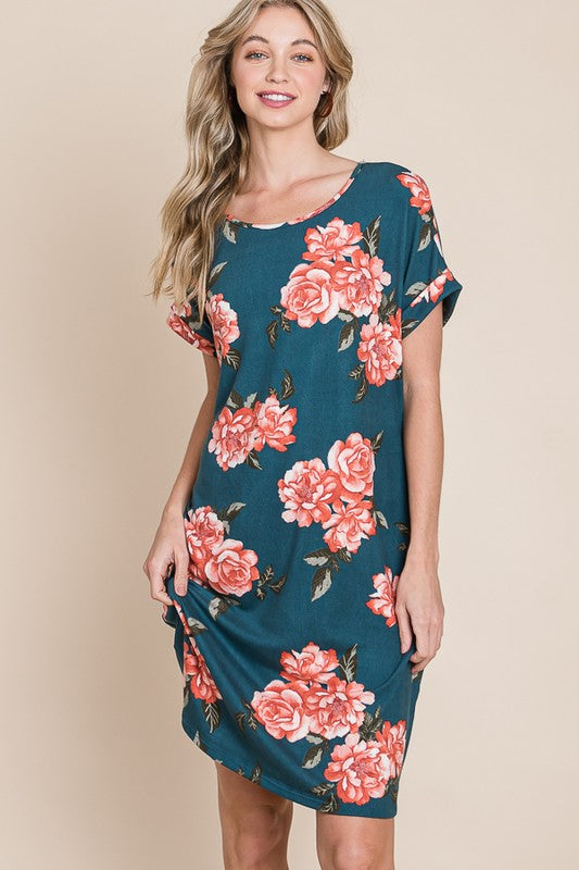 Vestido corto de camiseta con cuello redondo floral y bolsillos para mujeres