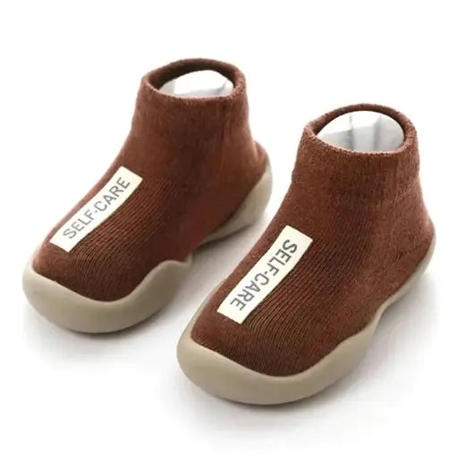 Chaussures pour bébés à semelle souple antidérapante pour les premiers pas
