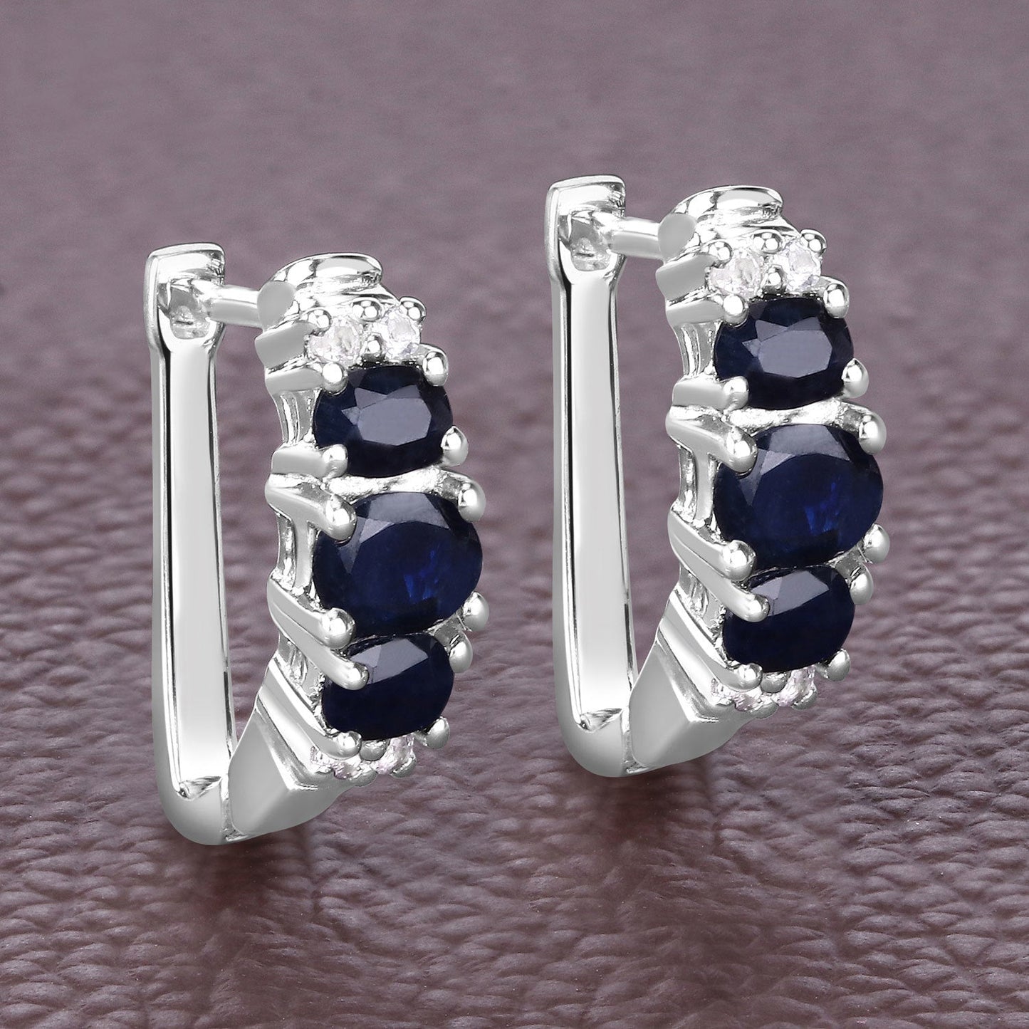 Pendientes de Zafiro Azul y Topacio Blanco de 1.66 Quilates