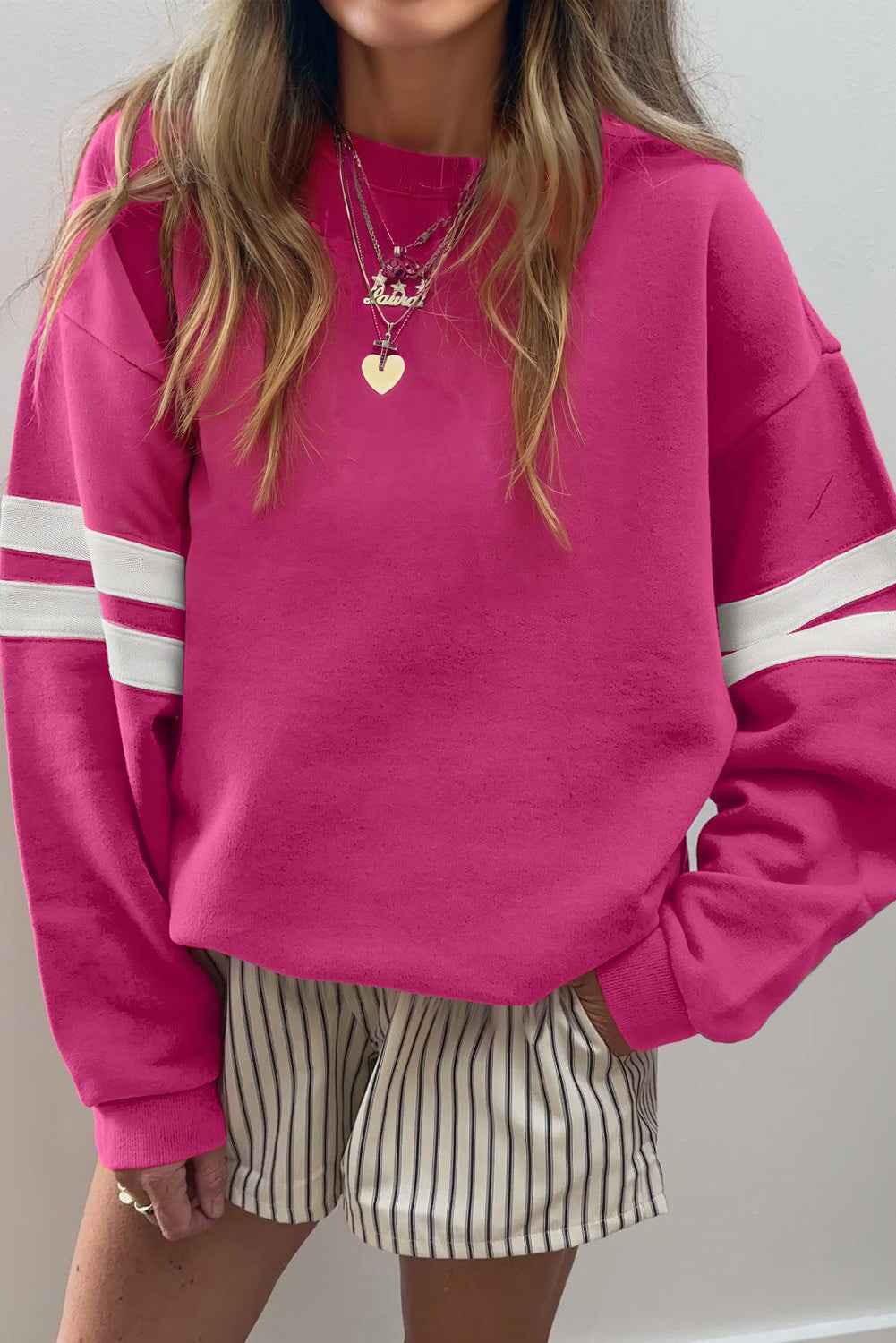 Sudadera Oversized con Rayas Universitarias y Hombros Caídos