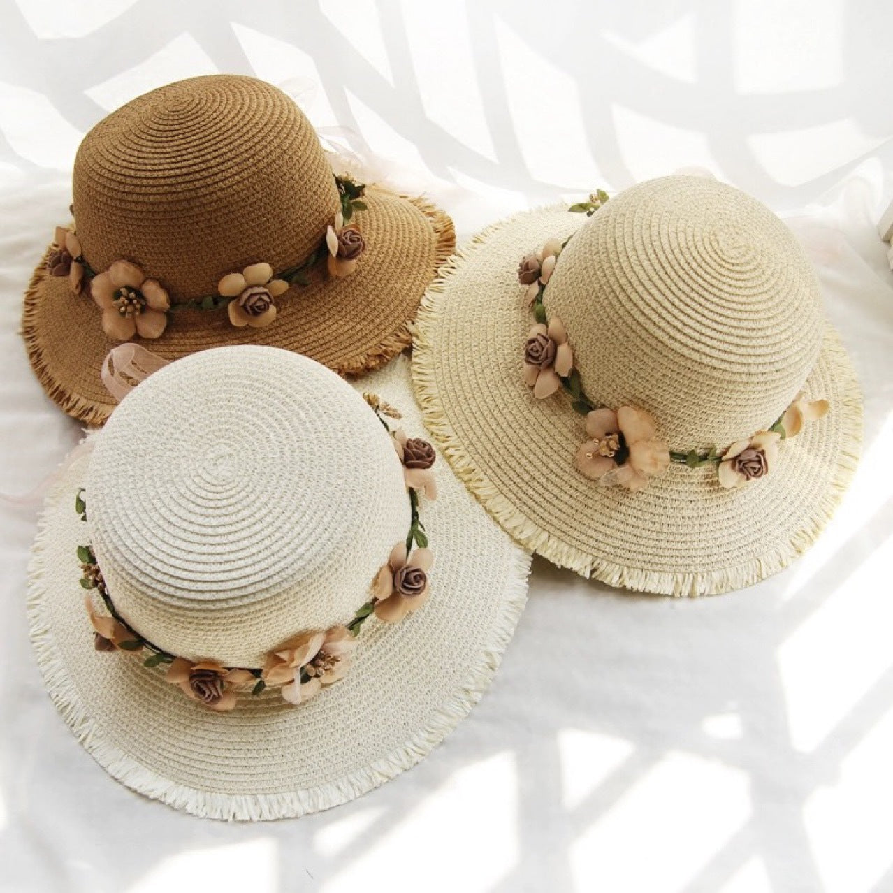 Elegant Beach Straw Hat for Women - Stylish Sun Protection