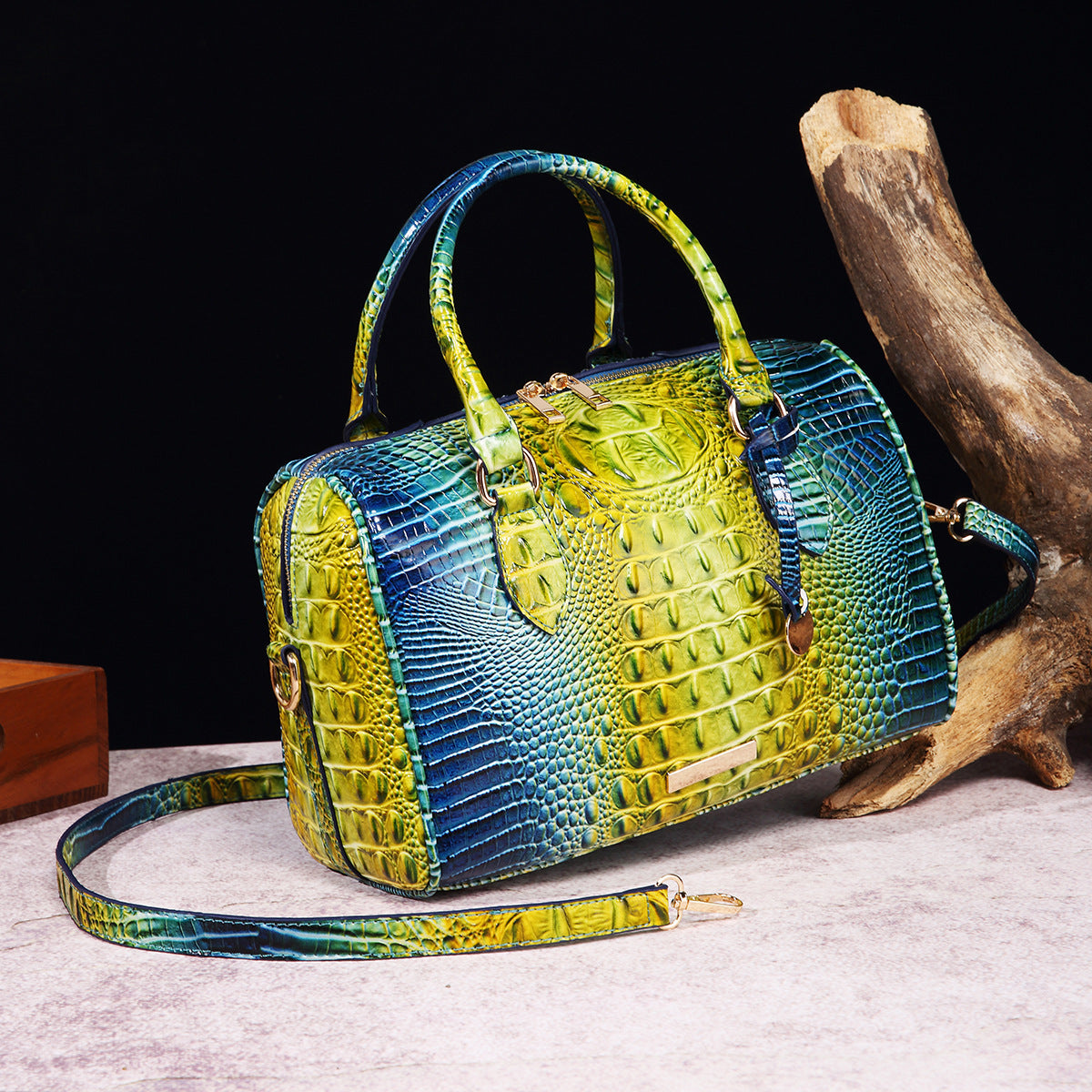 Elegant Retro Women's Crossbody Satchel Bag
