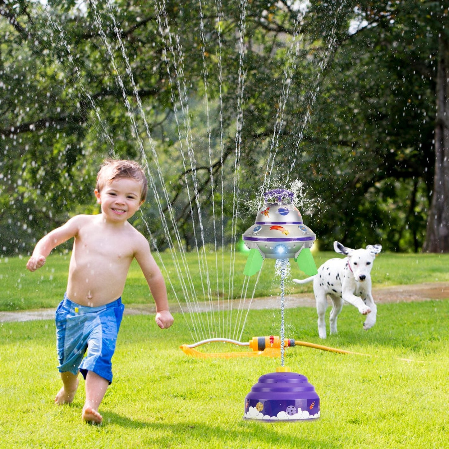 Gbruno UFO Water Sprinkler - Colorful LED Outdoor Toy