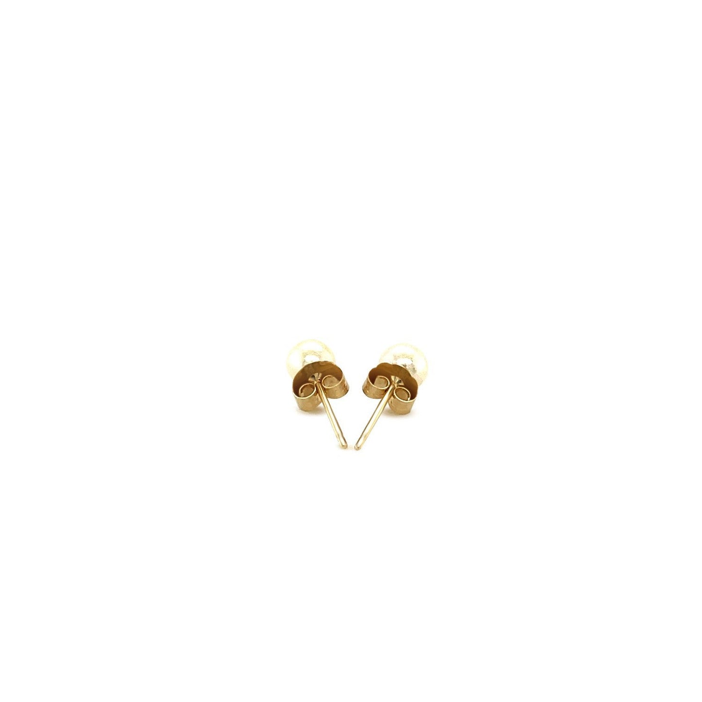 Pendientes de perlas cultivadas de agua dulce en oro amarillo de 14k