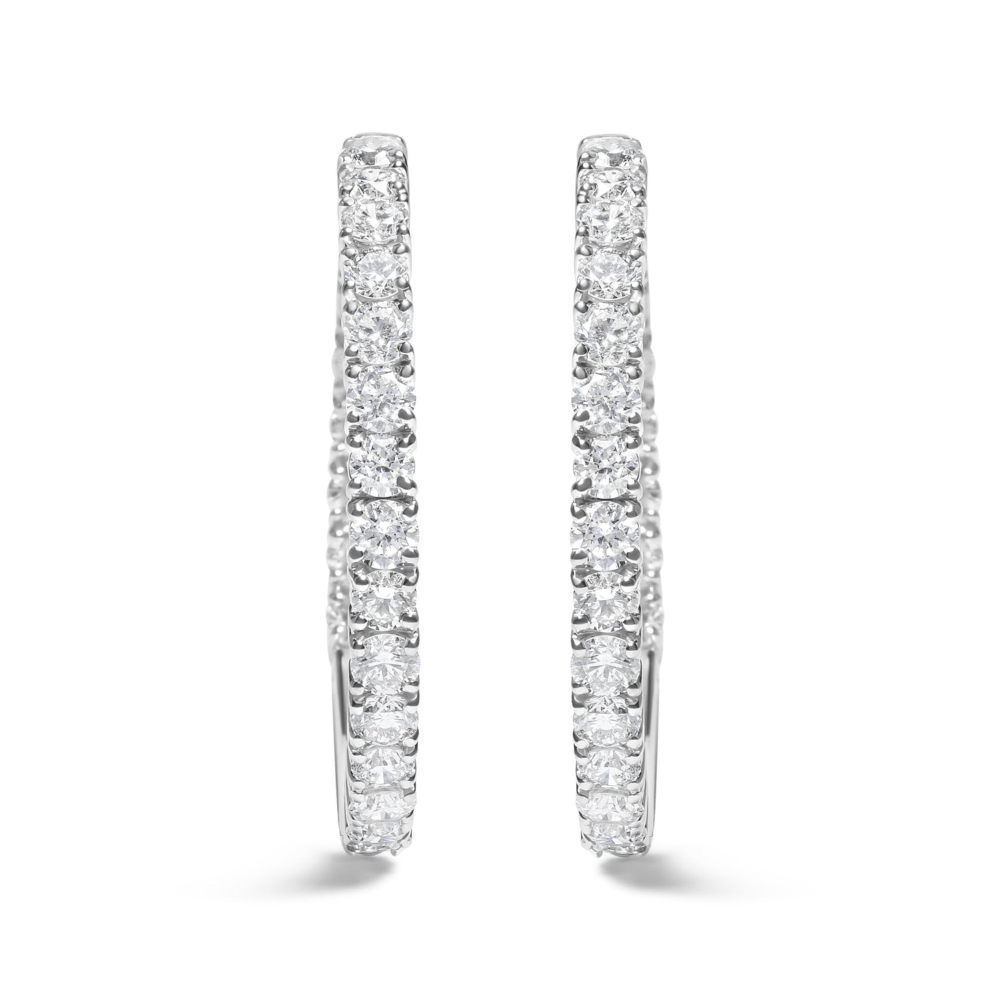 Pendientes de aro de diamantes cultivados en laboratorio de oro blanco de 14 quilates