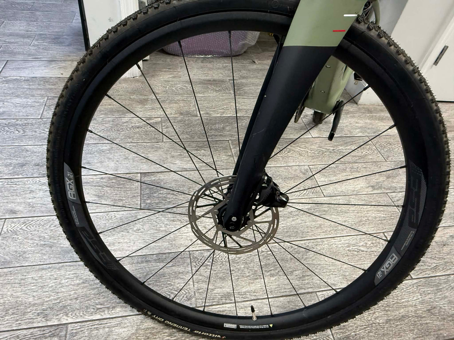 Bicicleta de Gravel Fantic F-MOSER - Verde Salvia (Caja Abierta)