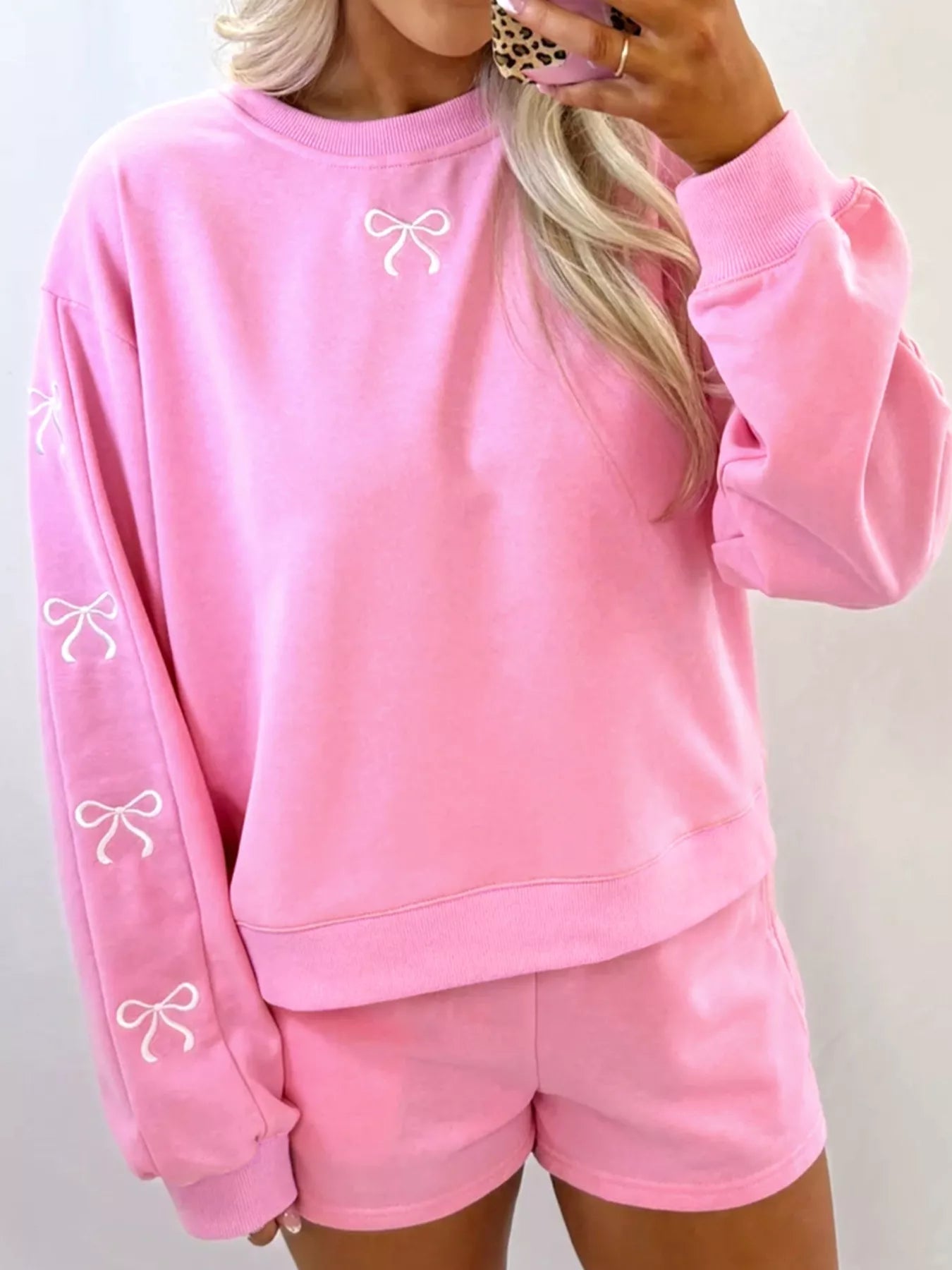 Ensemble Sweatshirt et Shorts avec Broderie en Nœud