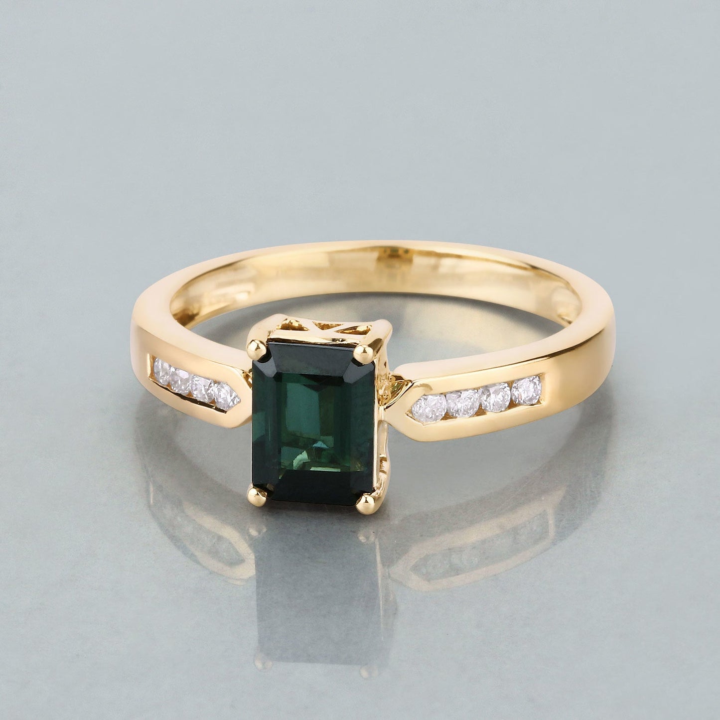 1.19 Carat Green Tourmaline & Diamond 14K Yellow Gold Ring