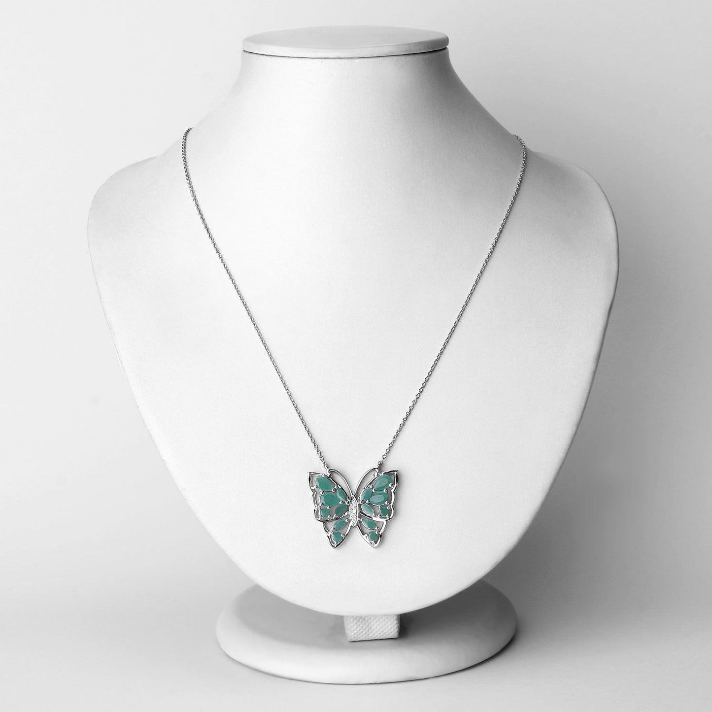 2.60 Carat Genuine Emerald and White Zircon Necklace