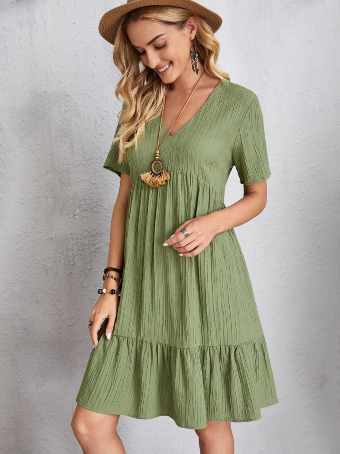 Vestido Clásico de Cuello en V de Manga Corta para Mujeres