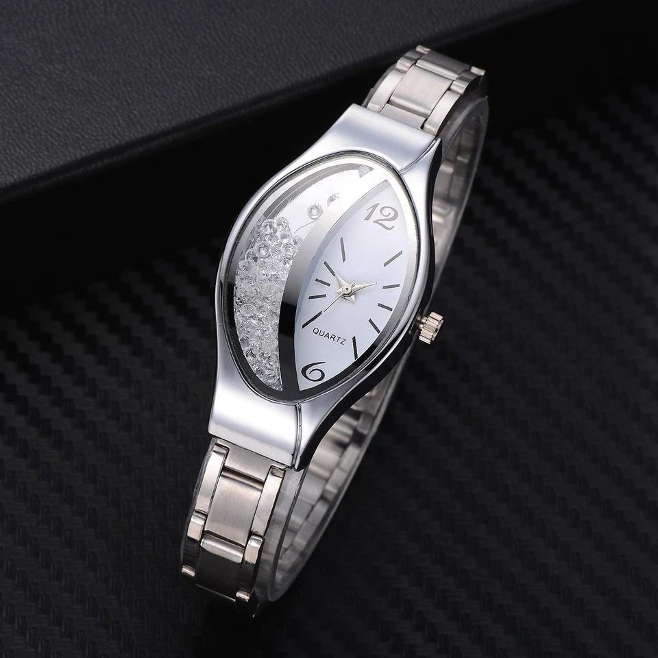 Montre de luxe élégante pour femmes avec bracelet en cuir