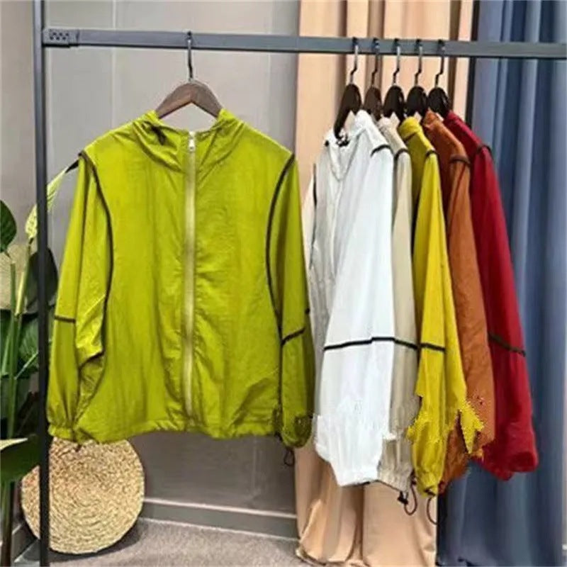 Loose-fitting Breathable Outdoor Windbreaker