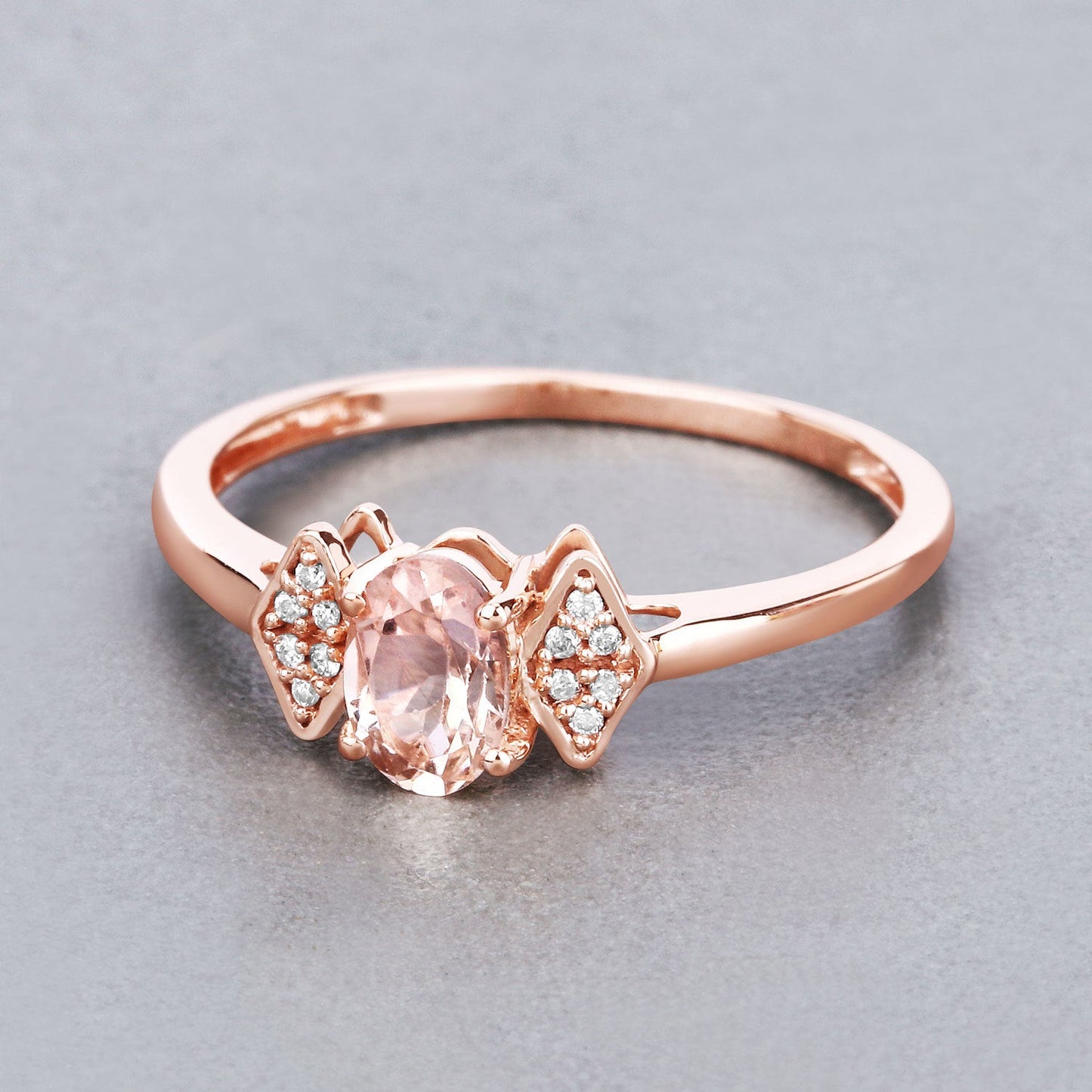 Bague de fiançailles en morganite et diamant de 0,46 carat en or rose 14K