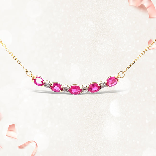 .73ct Colgante de Rubí y Diamante en Oro Amarillo de 10KT