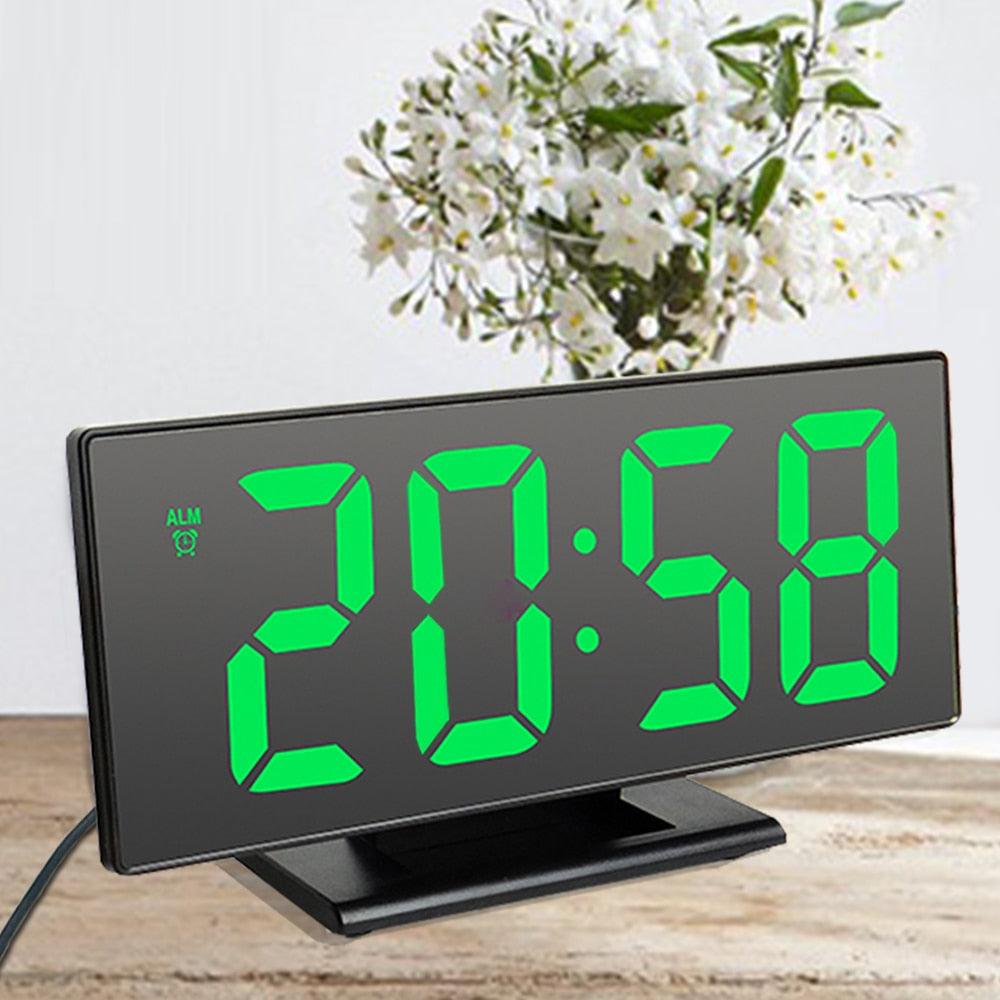 Reloj Despertador Digital Premium con Doble Alarma y Cargador USB