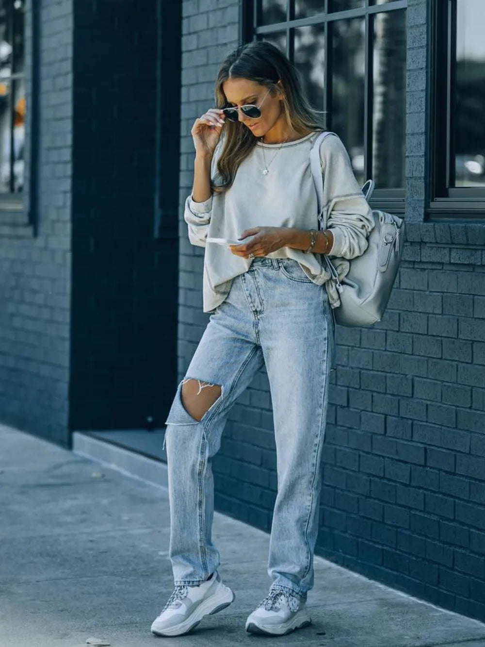 Distressed Asymmetric Waist Jeans - Korvel