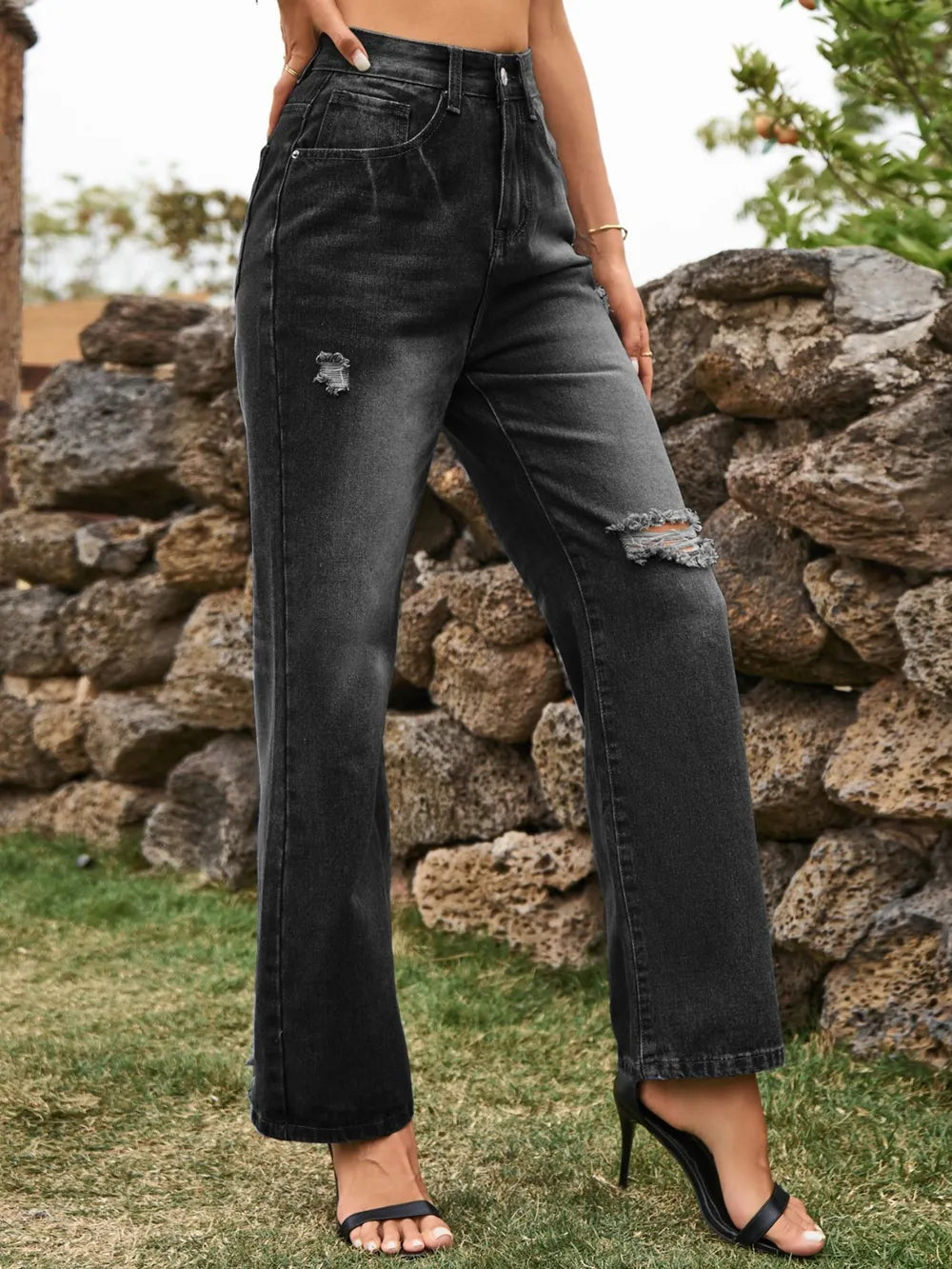 Distressed Jeans with Pockets - Korvel